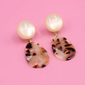 Boucles d’oreilles Alba beige et écaille – Clips