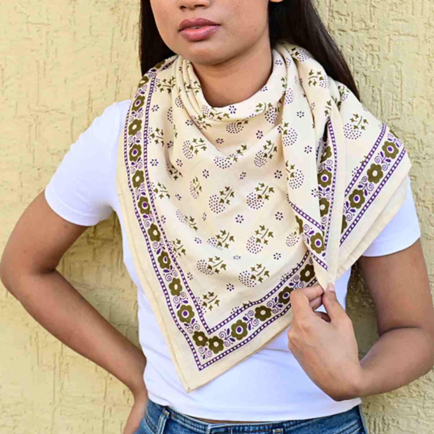 Foulard Anastase Latte – Byzantine