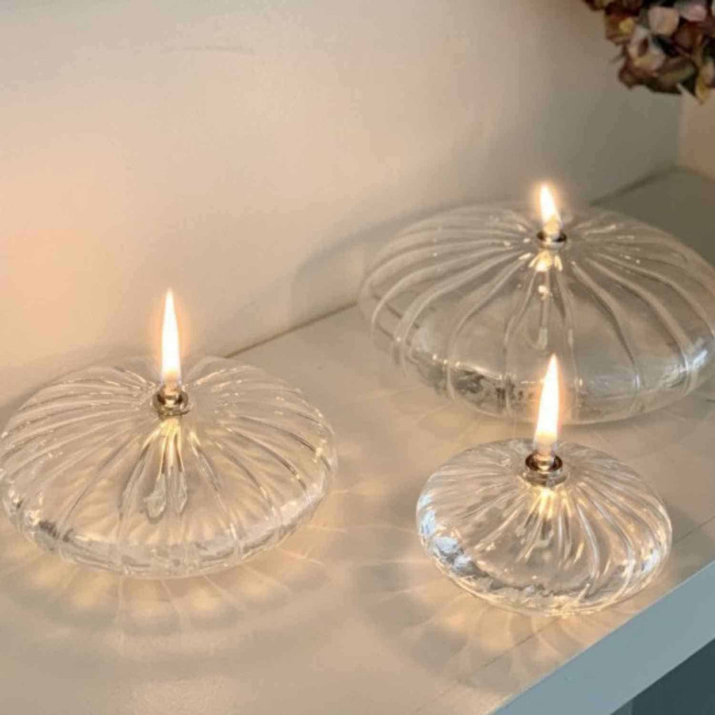 LAMPE A HUILE STRIEE EN FORME D'ELLIPSE