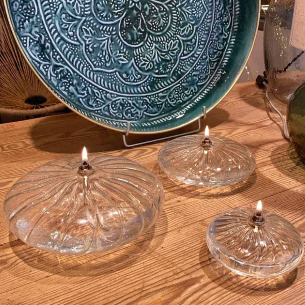 LAMPE A HUILE STRIEE EN FORME D'ELLIPSE