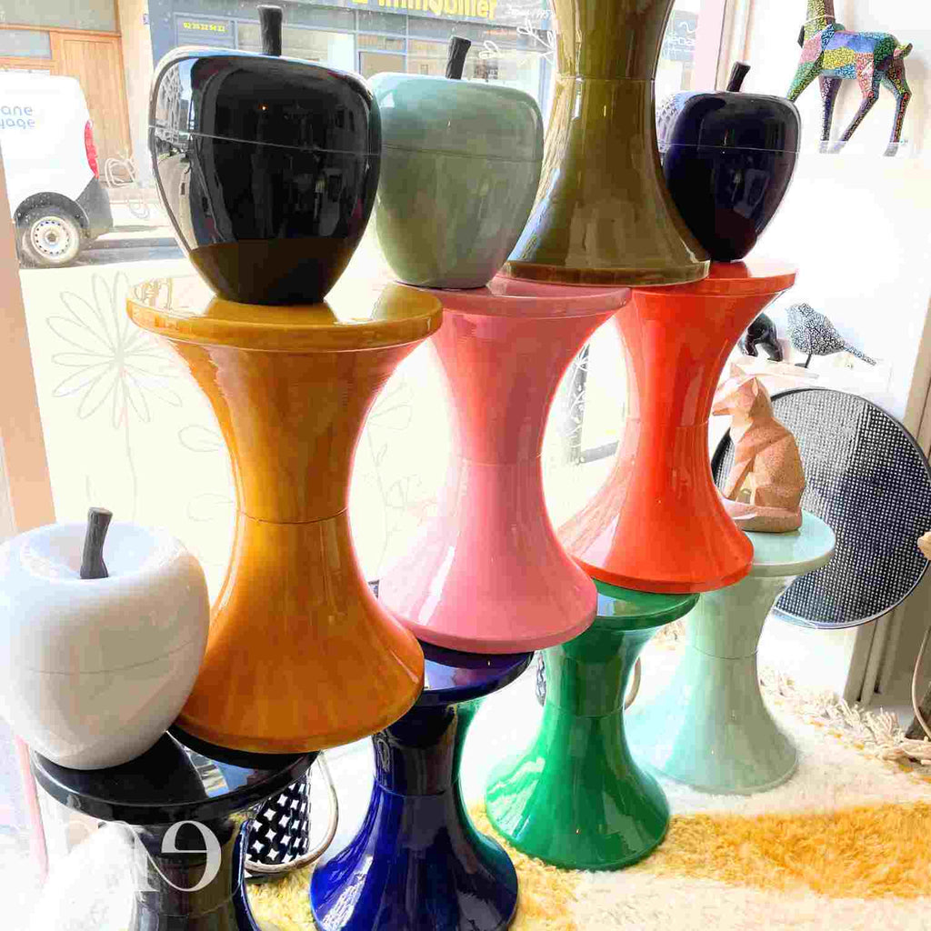 tabouret tamtam en métal émaillé de bazardeluxe