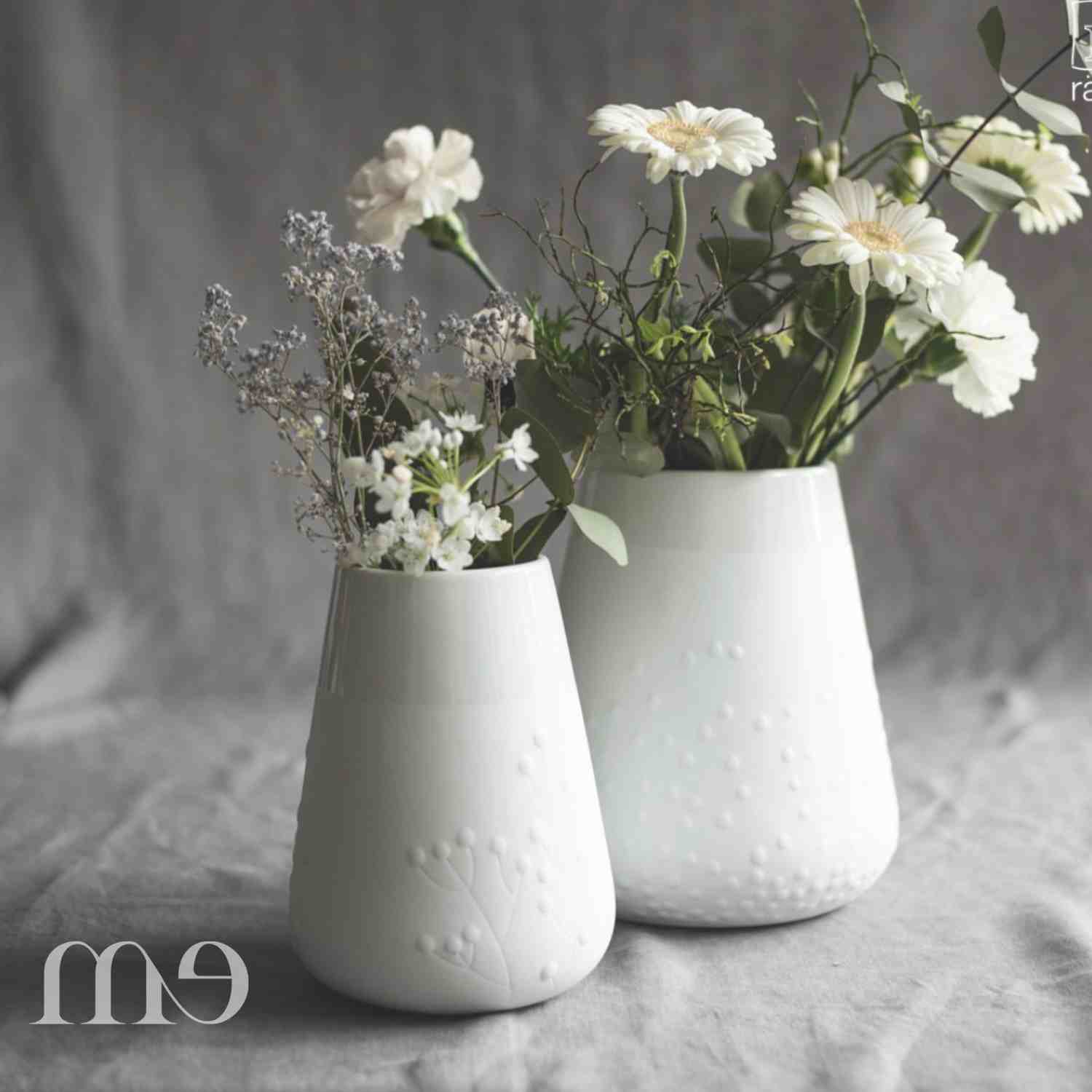 Vase poétique fleuri
