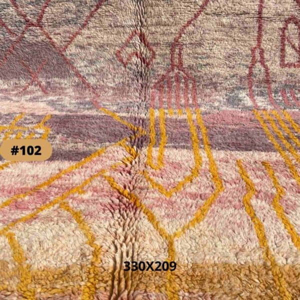 tapis beniouarain coloré pour un interieur peps