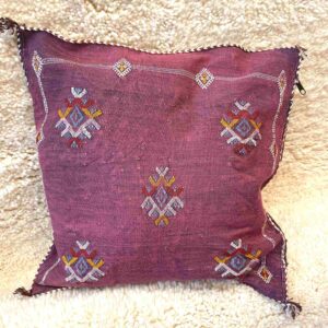 housse de coussin Sabra couleur bordeau fabriqué au Maroc